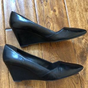 Franco Sarto Black Leather Pointed Toe Wedges